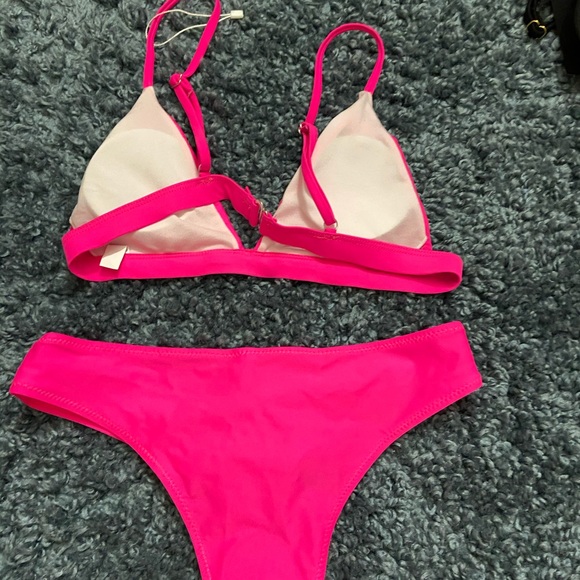 Arlo swimsuit bikini - Picture 3 of 3